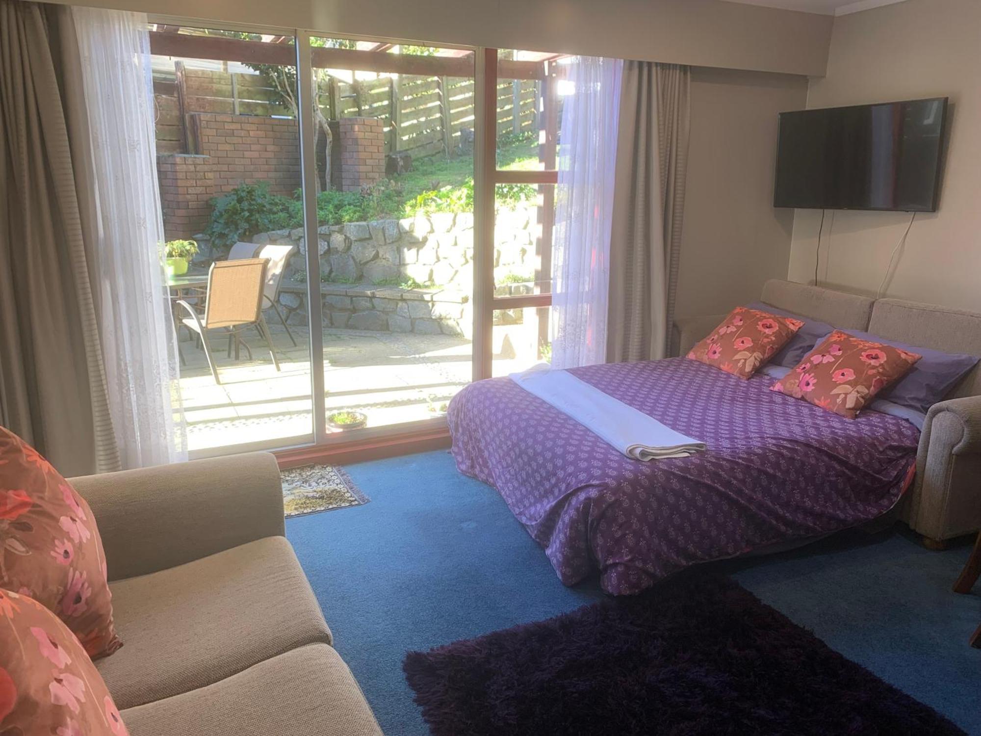 Sunny Holiday Home Wellington Exterior foto
